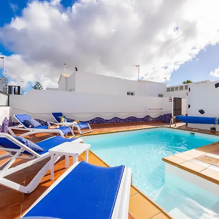 Βίλα Dulce Tías